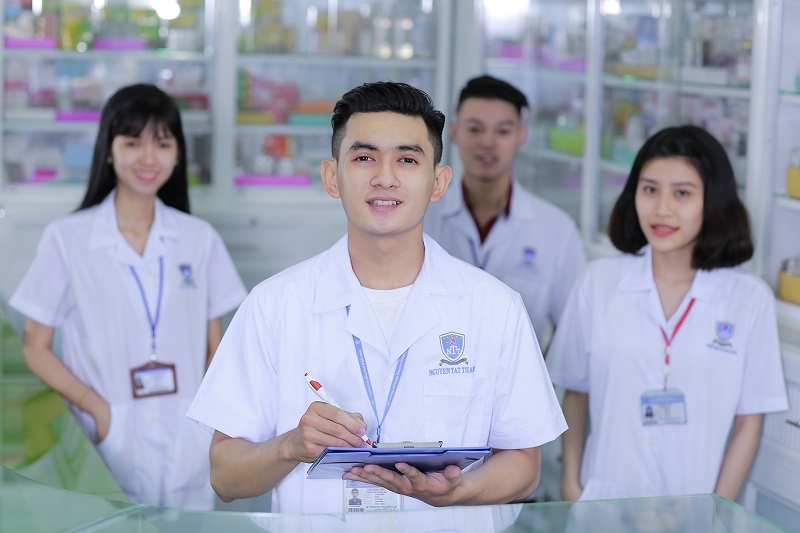 Dược sĩ là gì ?