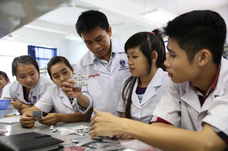 Học dược sĩ đại học ra làm gì