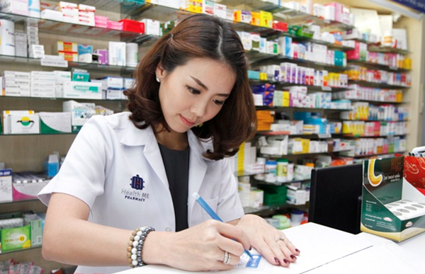 Học trung cấp dược sĩ ra làm gì