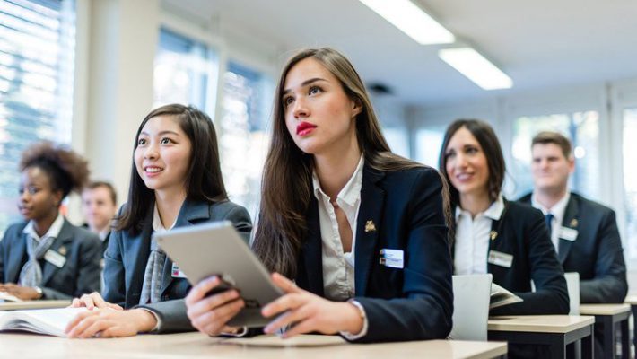 Quản trị kinh doanh nên học ở đâu