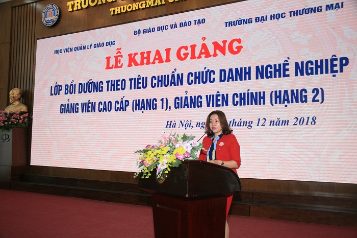 Chứng chỉ Bồi dưỡng tiêu chuẩn chức danh nghề nghiệp giảng viên cao cấp
