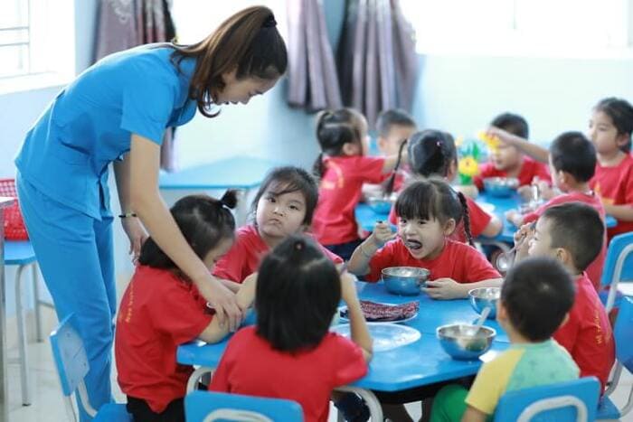 Top 5 Trường Đào Tạo Chứng Chỉ Bảo Mẫu Tốt Nhất Tại TPHCM Nâng Tầm Chăm Sóc Trẻ Em