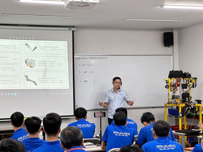 Ghi danh học sửa chữa ô tô trung cấp Kon Tum – Chìa khóa mở ra tương lai nghề nghiệp vững chắc