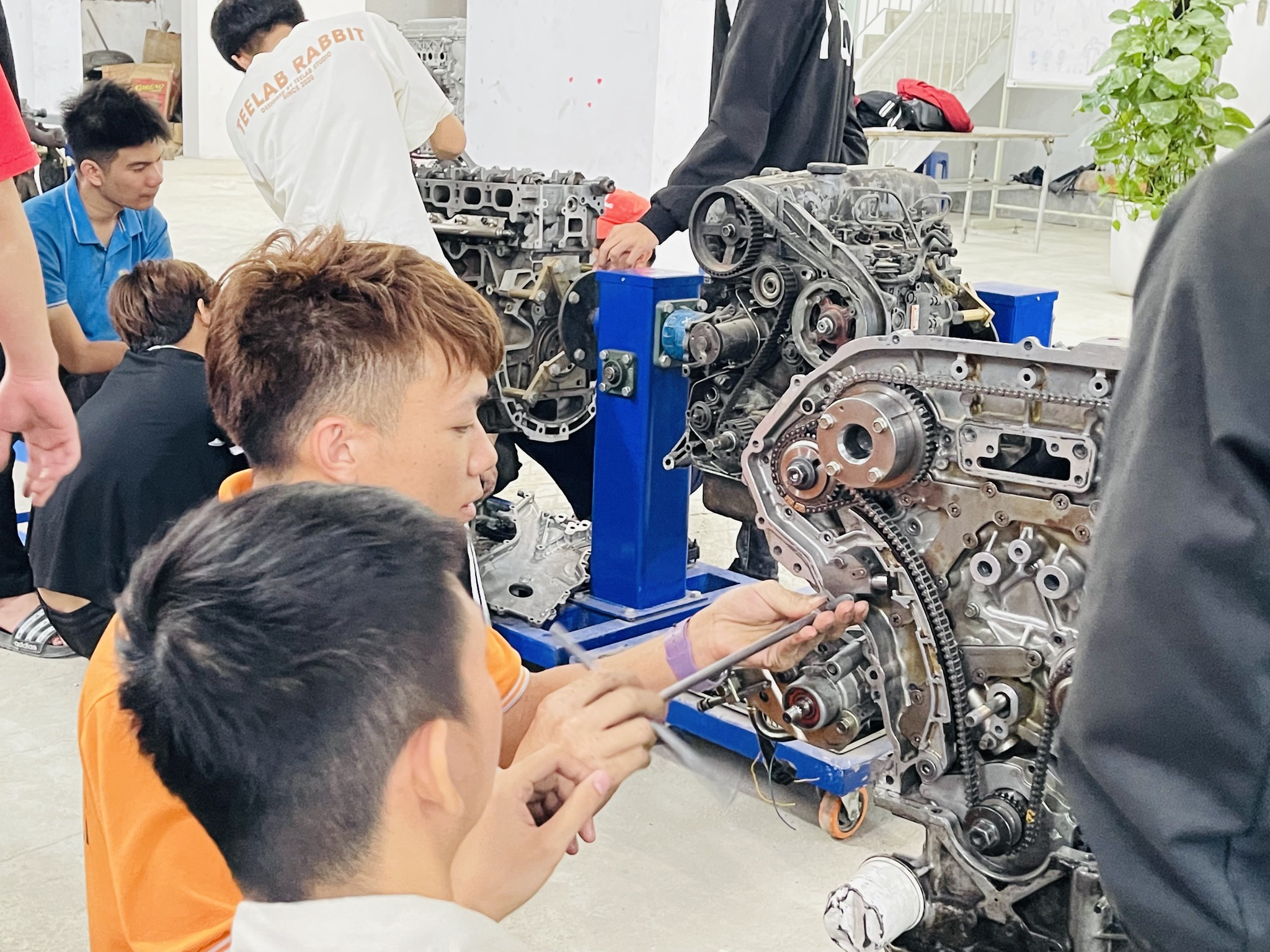 Khóa học trung cấp ô tô chất lượng cao Kon Tum – Khởi đầu chặng đường sự nghiệp ô tô vững chắc