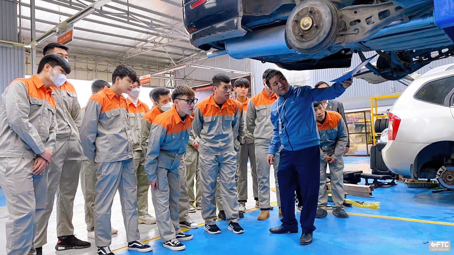 Học Trung Cấp Công Nghệ Ô Tô Bạc Liêu: Cơ Hội Việc Làm Ngay?