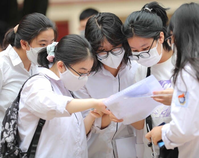 Học Trung Cấp Công Nghệ Ô Tô Tại Khánh Hòa: Tuyển Sinh Thủ Tục Nhập Học