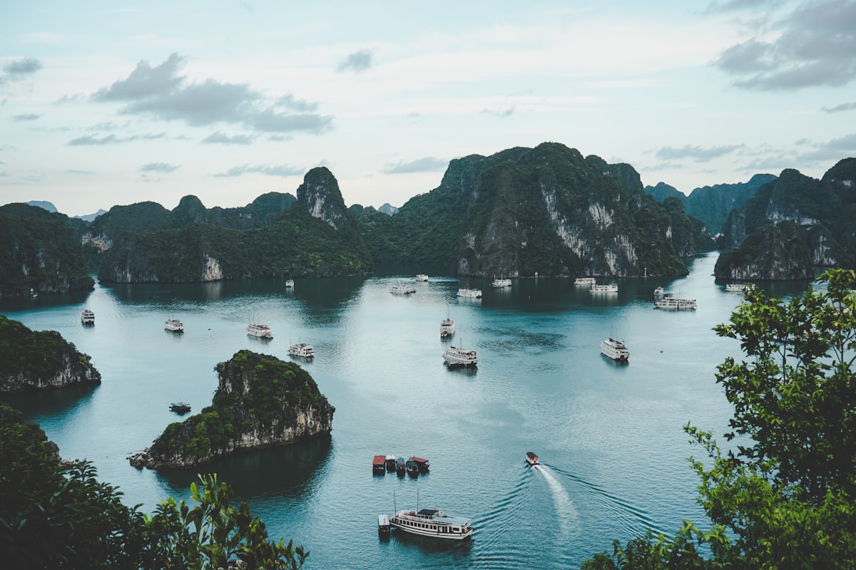 Huong dan vien du lich Viet Nam