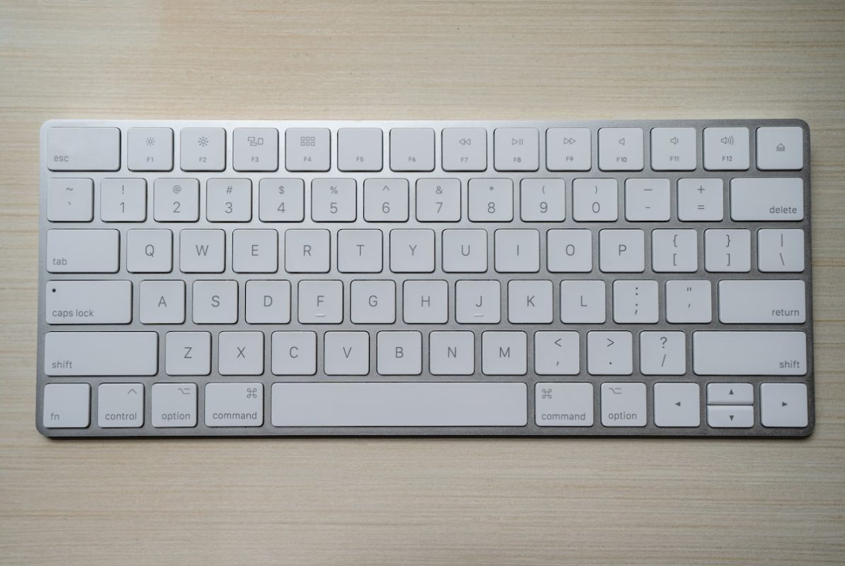 Lớp học mầm non và cán bộ quản lý trường mầm non - ảnh 2