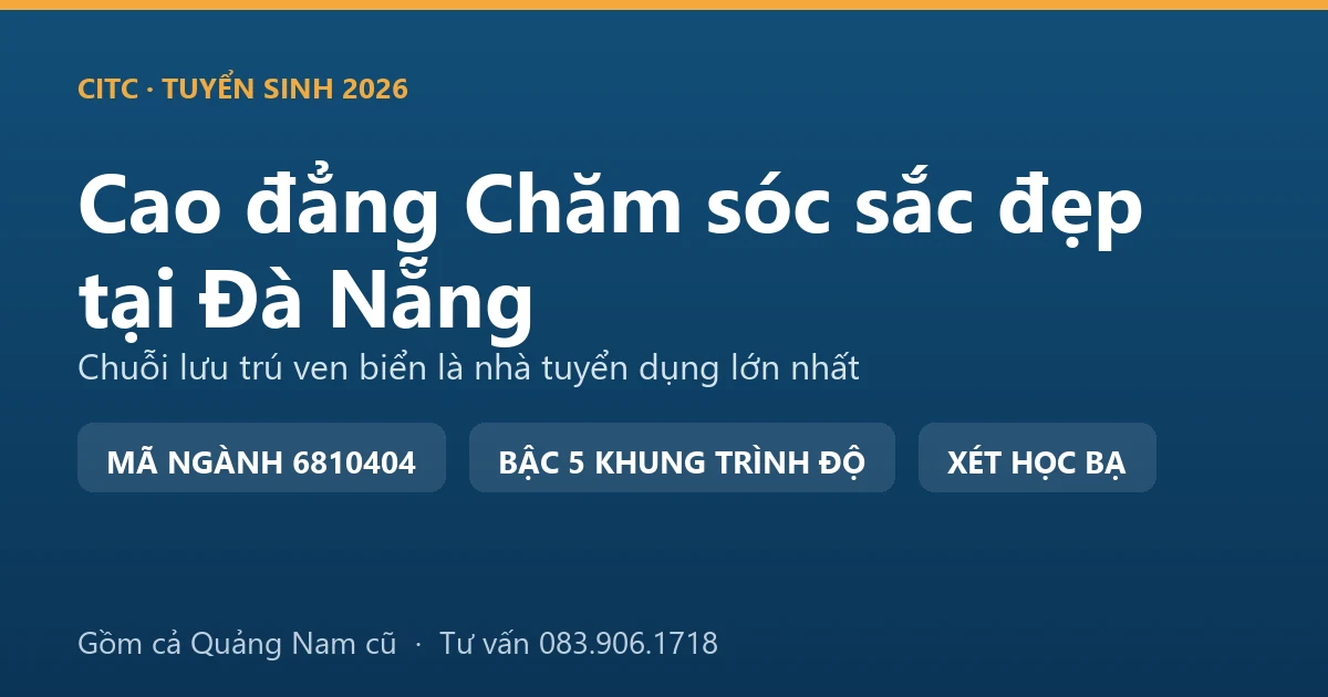 Kỹ thuật viên spa chuẩn bị liệu trình chăm sóc da cho khách tại một khu nghỉ dưỡng ven biển Đà Nẵng