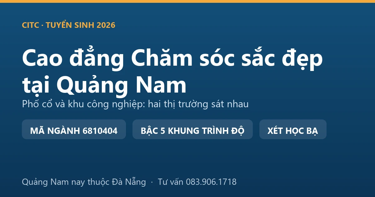 Kỹ thuật viên làm móng cho khách tại một tiệm gần khu công nghiệp thuộc địa bàn Quảng Nam