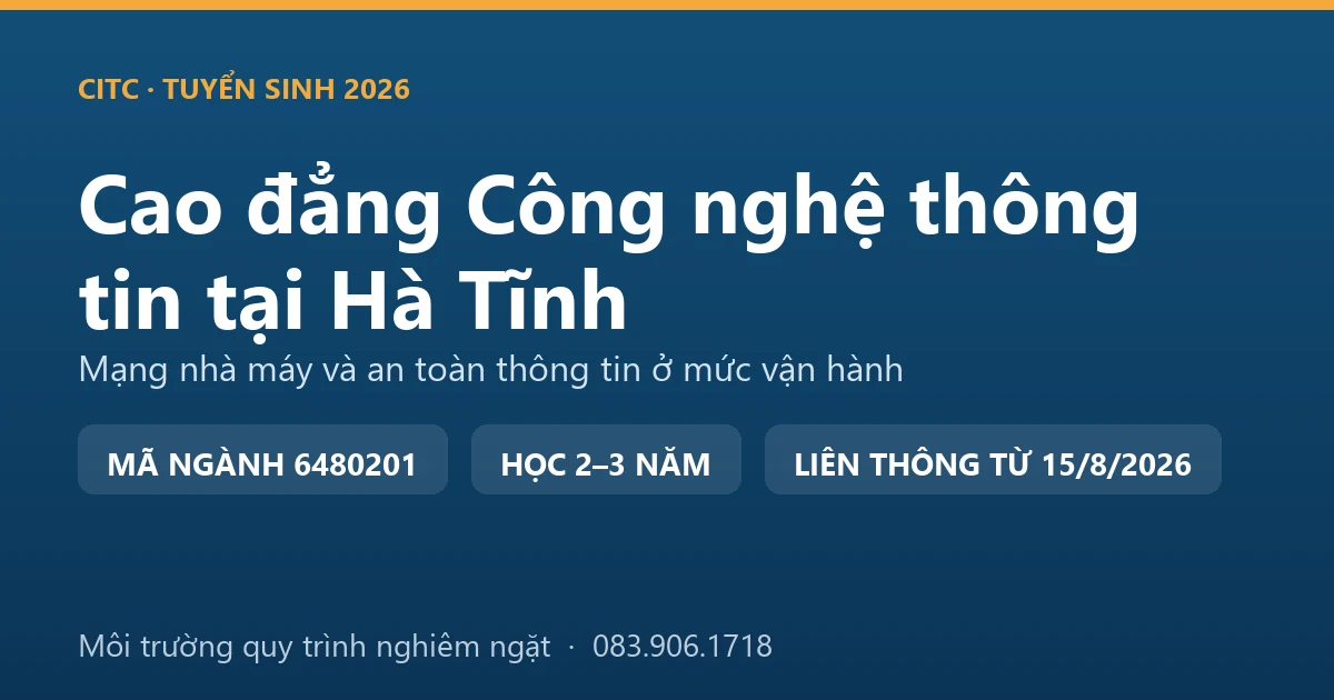 Kỹ thuật viên theo dõi màn hình giám sát hệ thống mạng trong khu công nghiệp tại Hà Tĩnh