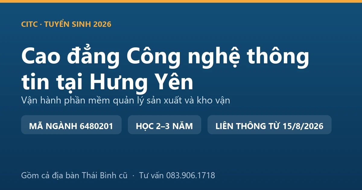Nhân viên kỹ thuật dùng máy quét mã kiểm kê hàng trong kho của một nhà máy tại Hưng Yên