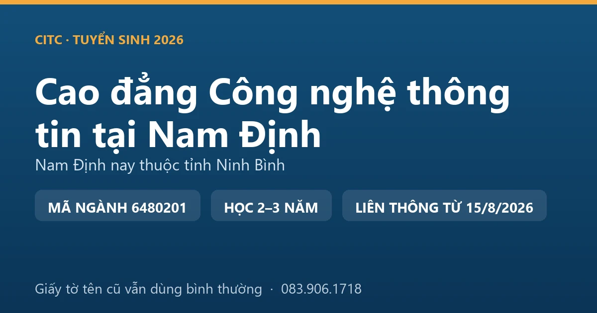 Nhân viên theo dõi tiến độ đơn hàng trên phần mềm tại một xưởng dệt may ở địa bàn Nam Định cũ