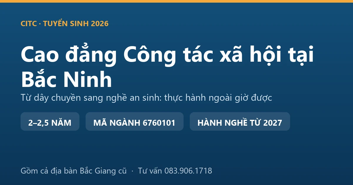 Nhân viên công tác xã hội gặp gỡ công nhân tại khu nhà trọ gần khu công nghiệp ở Bắc Ninh