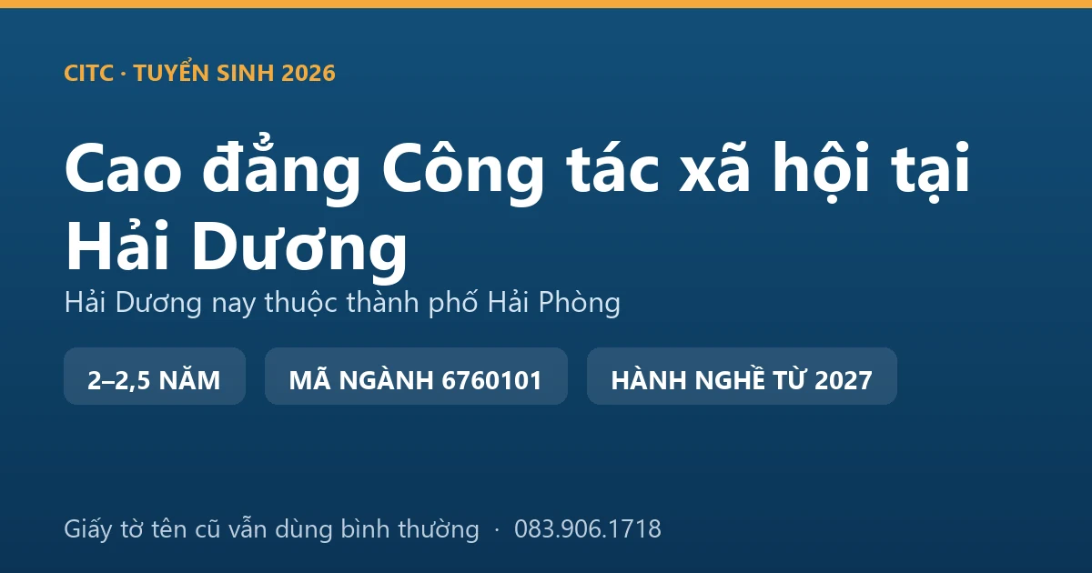 Nhân viên công tác xã hội làm việc với gia đình công nhân tại một xã trên địa bàn Hải Dương cũ