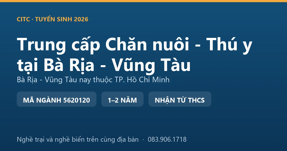 Học viên hệ trung cấp Chăn nuôi - Thú y tại địa bàn Bà Rịa - Vũng Tàu cũ kiểm tra đàn gà nuôi chuồng