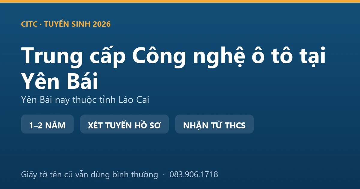 Học viên tại địa bàn Yên Bái cũ kiểm tra nhíp và phanh xe tải chở chè, quế