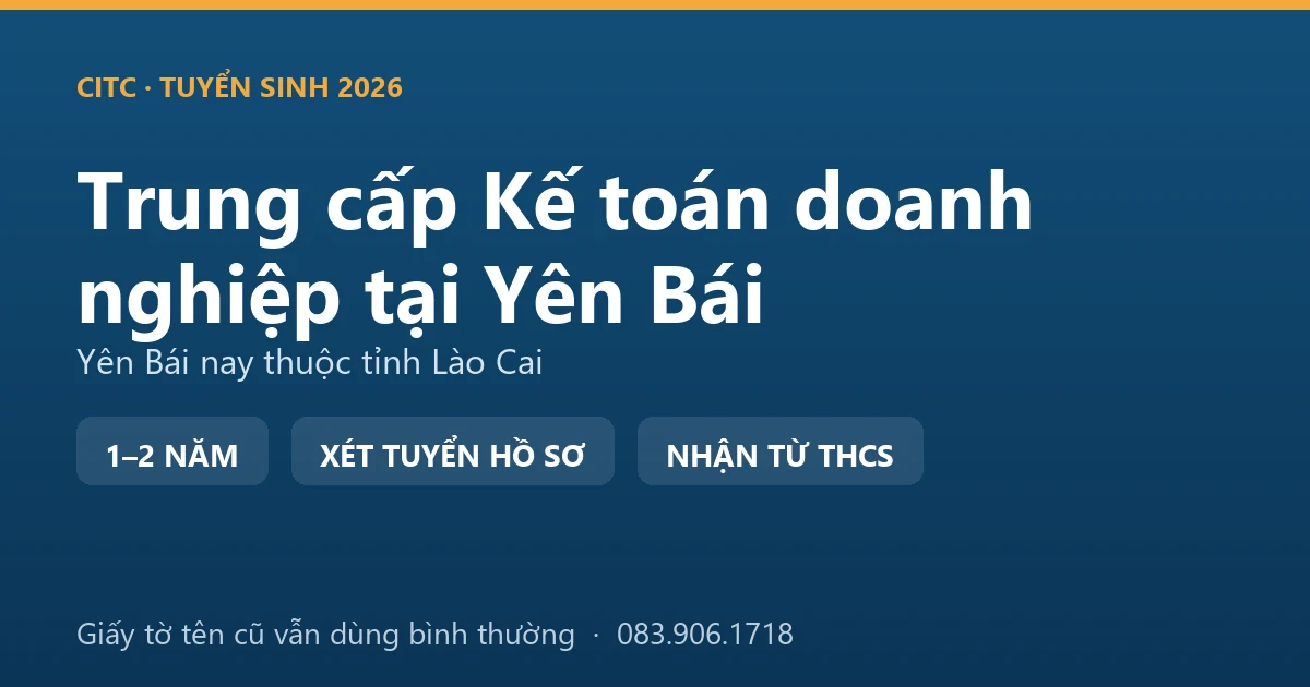 Học viên tại địa bàn Yên Bái cũ lập bảng kê thu mua quế cho cơ sở chế biến
