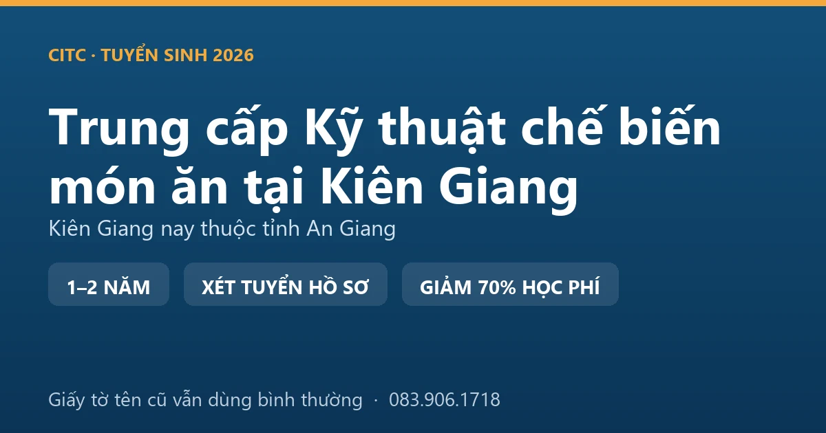 Học viên trung cấp Kỹ thuật chế biến món ăn tại Kiên Giang chế biến hải sản trong bếp resort