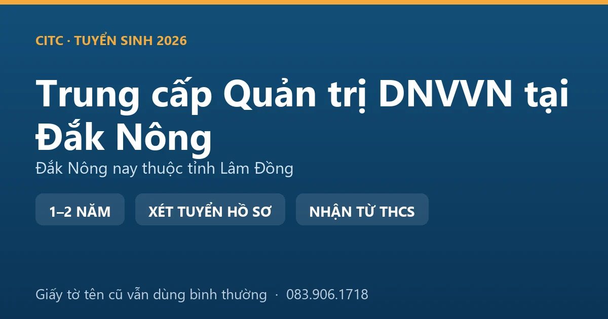 Chủ cơ sở thu mua nông sản tại Đắk Nông ghi sổ theo lô hàng trong vụ thu hoạch