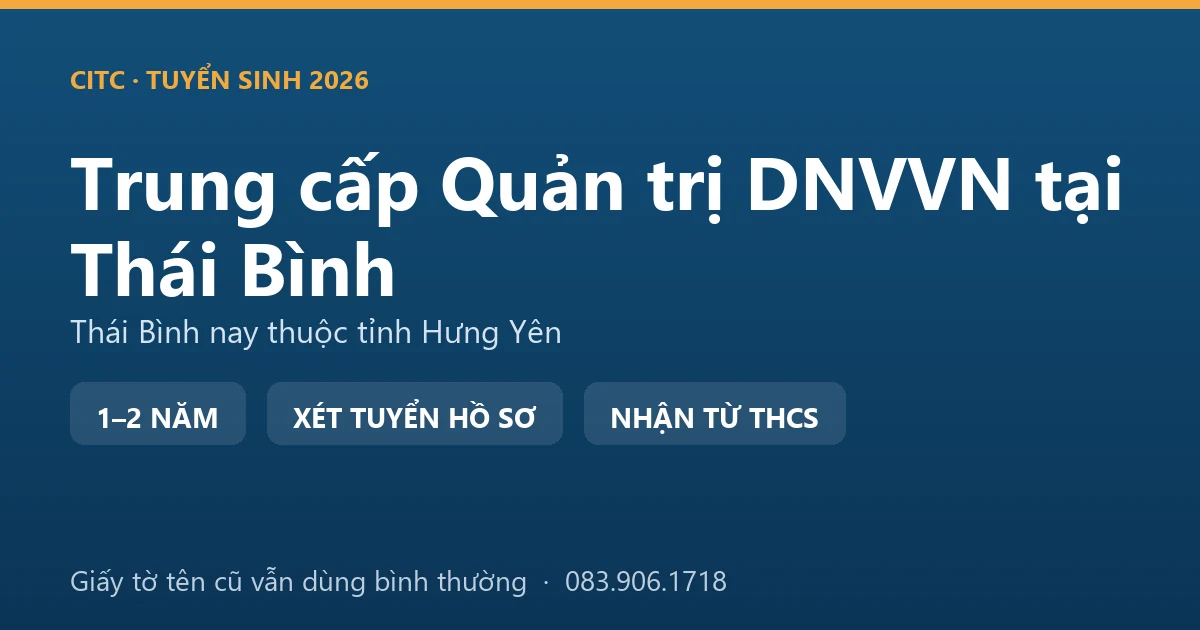 Học viên tại địa bàn Thái Bình cũ đối chiếu sổ bán chịu vật tư nông nghiệp theo vụ